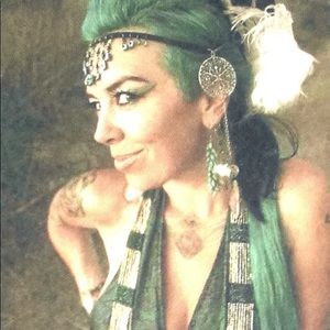 Meet your Posher, Jillian